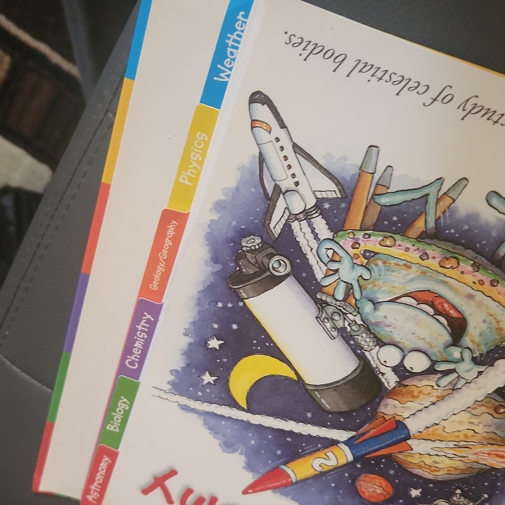 Cool Science Experiments Book - Picture 4 of 5